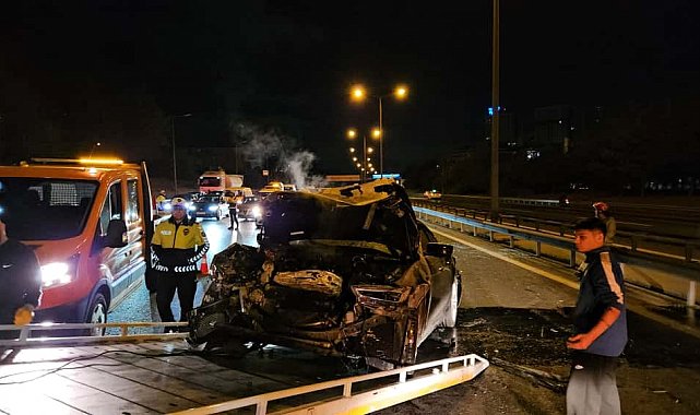 Hızlı sürücü başka otomobile arkadan çarptı, olay yerinden kaçtı: 1 yaralı