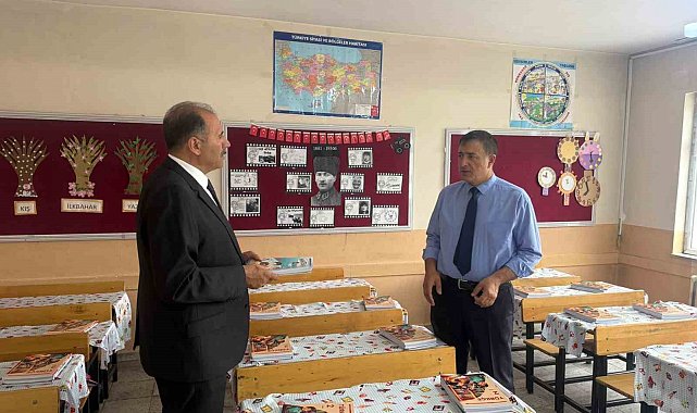 Iğdır'da ücretsiz kitaplar okullara dağıtıldı, ders zili için geri sayım başladı