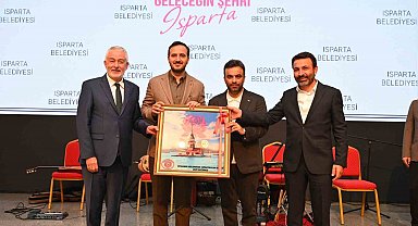 Isparta'nın gül kokusu İstanbul'a taşındı