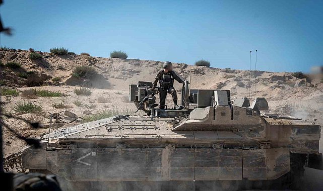 İsrail, Gazze Şehri'ne başlattığı kara harekatına ilişkin yeni görüntüler paylaştı