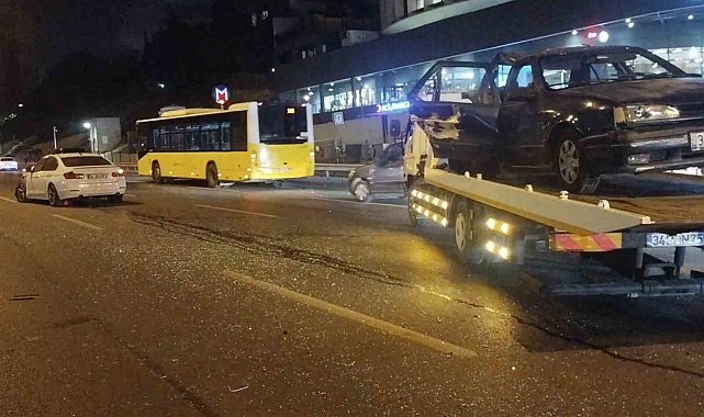 İstanbul'da D-100'de zincirleme kaza: 1 yaralı