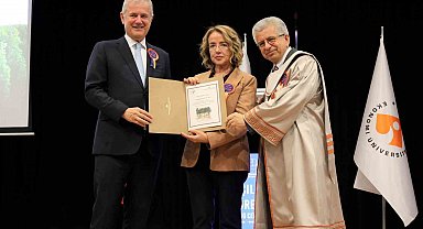 İzmir Ekonomi'den yeni döneme 'merhaba'