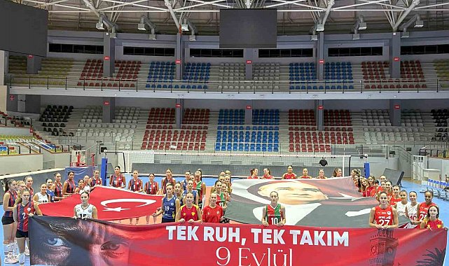 İzmir'in kadın voleybol takımları, 9 Eylül'de birlik mesajı verdi