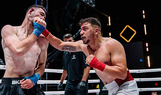 İzmirli şampiyona, ilk tebrik Conor McGregor'dan