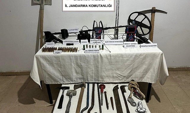 Jandarmadan kaçak kazı yapan şahıslara yönelik operasyon