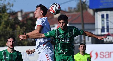 Kafkasspor evinde Yalova FK 77'ye 3-1 mağlup oldu