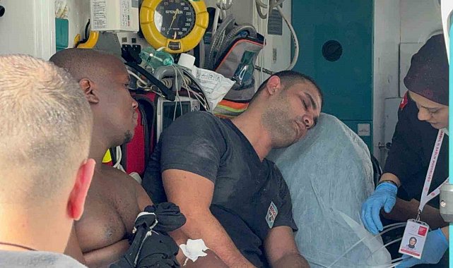 Kağıthane'de oto bakım tamir servisinde yangın paniği: 3 işçi dumandan etkilendi