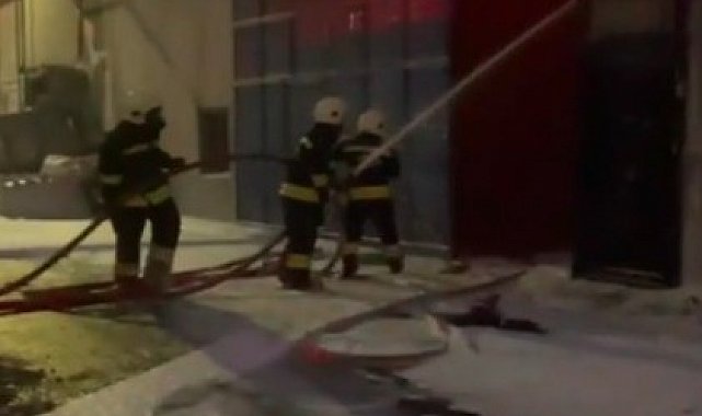 Kahramanmaraş'ta iş yeri yangını