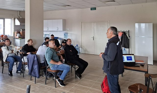 Karayolları 106. Şube Şefliği personellerine sivil savunma eğitimi verildi