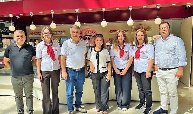 Kardelen kestane şekeri 26. şubesini bozüyük sarar AVM'de açtı