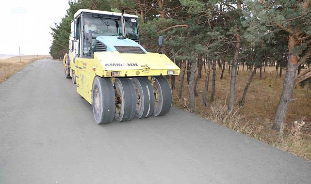 Kars'ta köy yolları beton asfalt oluyor