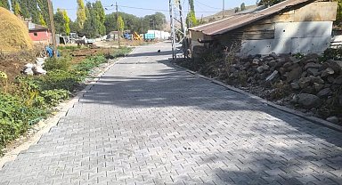 Kars'ta köy yolları yapımı kış öncesi tamamlanıyor