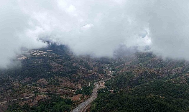 Kastamonu'da sis kartpostallık görüntüler oluşturdu