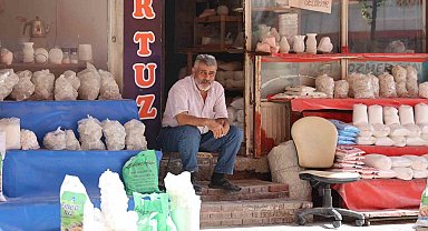 Kaya tuzu yazın kışlık ürünlere, kışın süs eşyasına kullanılıyor