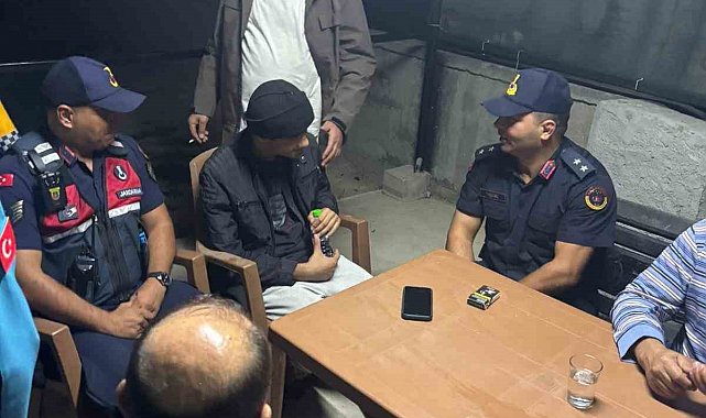 Kaybolan otizmli çocuk, jandarma ekipleri tarafından kısa sürede bulundu