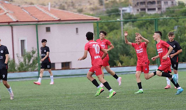 Kayseri U16 Ligi: Zeki Akpalarspor: 2 - Hacılar Erciyesspor: 2