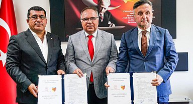 Kayserispor'dan öğrencilere kombine jesti