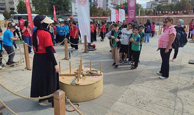 Kırşehir'de Geleneksel Oyunlar Şöleni yapıldı