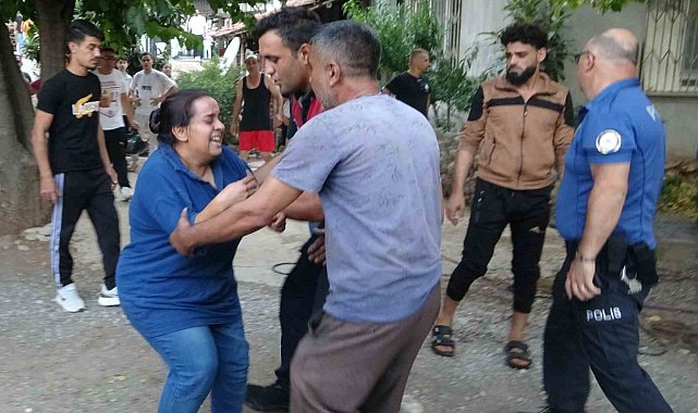 Kızını alevlerin arasından çıkardı, evi gözlerinin önünde küle döndü