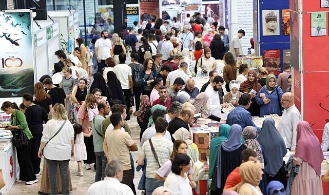 Kocaeli Kitap Fuarı'nda "ebeveynle kitap okuma" rekoru denenecek