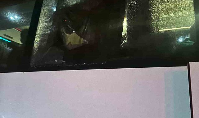 Kocaelispor taraftarlarına deplasmanda taşlı saldırı