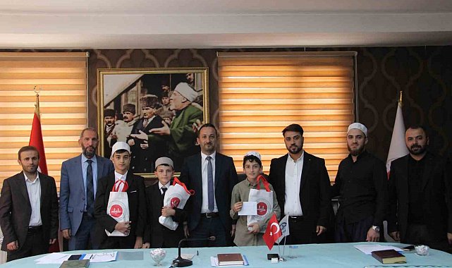 Kur'an-ı Kerim'i en güzel okumak için yarıştılar