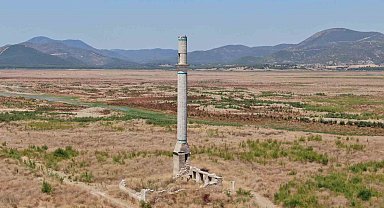 Kuraklık İzmir'i vurdu: Tahtalı Barajı'nda su dip seviyede