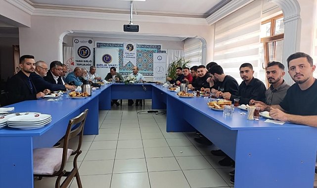 Kütahya Birlik Vakfı'ndan öğrencilerle istişare toplantısı