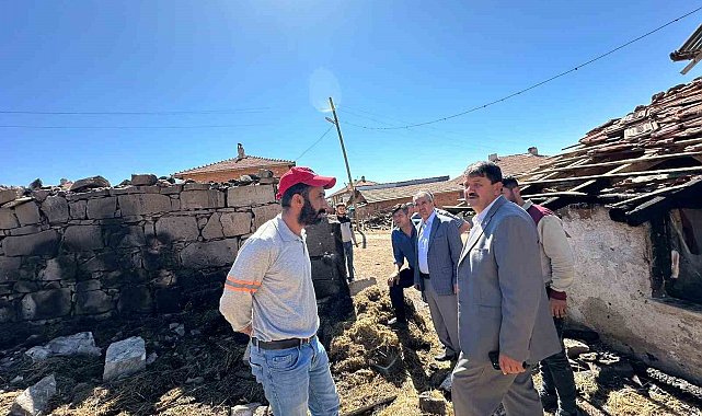 Kütahya İl Genel Meclisinden evi yanan köy muhtarına "Geçmiş olsun" ziyareti
