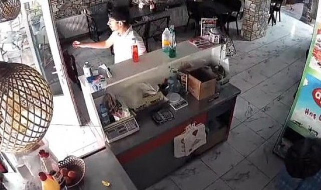 Kütahya'da deprem anı kameraya yansıdı