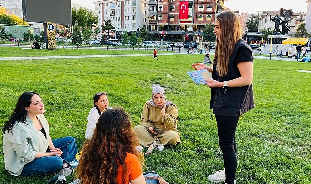 Kütahya'da SİBERAY ekiplerinden sokakta bilgilendirme çalışması