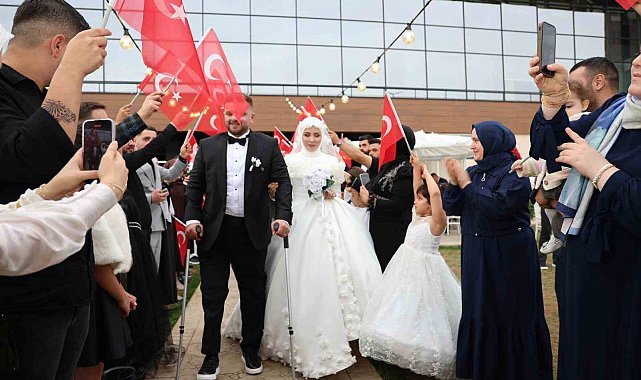 Kuzey Irak'ta gazi olan Demir dünyaevine girdi