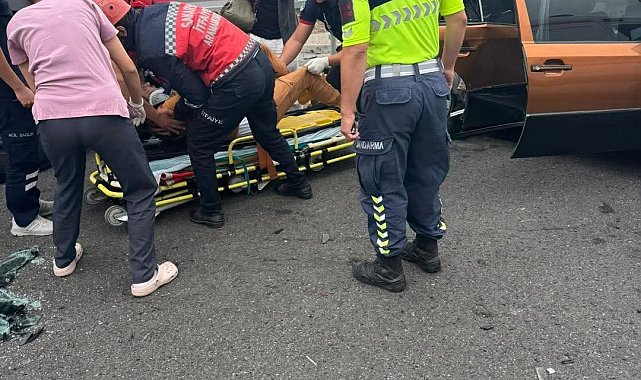 Kuzey Marmara Otoyolu'nda kaza, araç hurdaya döndü: 5 yaralı