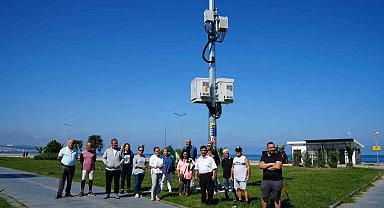 Mahalleli baz istasyonunun taşınmasını istiyor