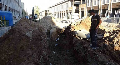 Malatya'da çarşı inşaatında göçük altında kalan işçi kurtarılamadı