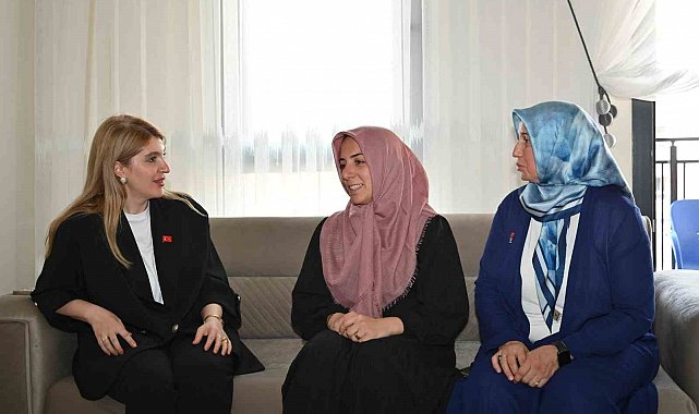 Malatya'da depremzedelere yeni yuvaları teslim ediliyor