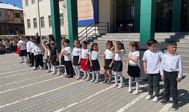 Malazgirt'te İlköğretim Haftası coşkuyla kutlandı