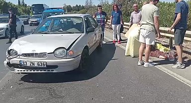 Manavgat'ta motosiklet ile otomobil çarpıştı: 2 yaralı