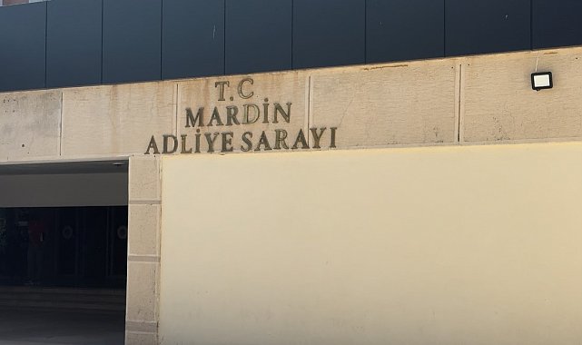 Mardin'de babasını patlayıcıyla öldürmek istediği öne sürülen sanığın yargılanması başladı