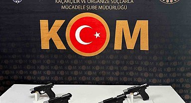 Mardin'de bir araçta 5 ruhsatsız tabanca ele geçirildi, 1 şahıs tutuklandı