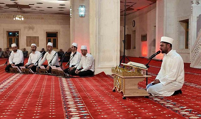 Mardin'de Mevlid Kandili'nde camiler doldu taştı
