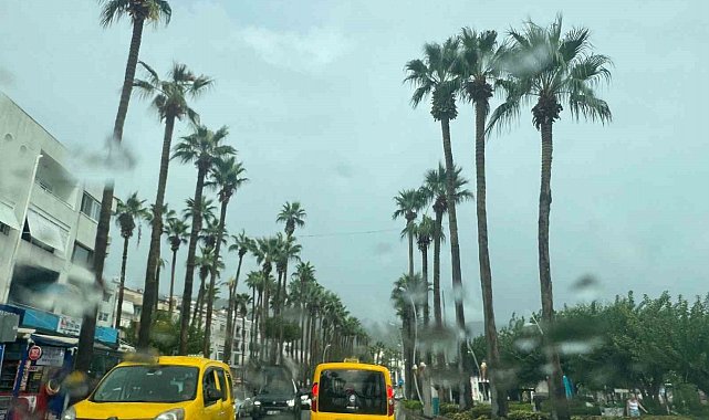 Marmaris'e sonbaharın ilk yağmuru düştü