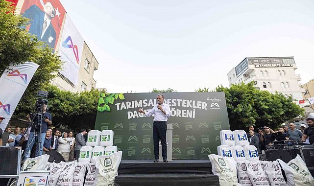 Mersin'de üreticiye güneş paneli, tohum ve gübre desteği