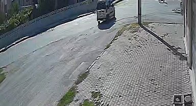 Motosiklet sürücüsünün öldüğü kaza güvenlik kamerasında