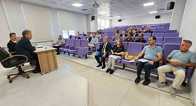 Müdür Yılmaz okul müdürleri ve koordinatör öğretmenlerle buluştu