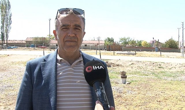 Muhtarın aradığı içme suyu, 291 metrede termal su olarak çıktı