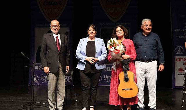 Muratpaşa'da Gitar Festivali sona erdi