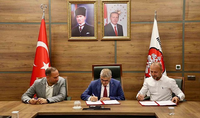 Niğde'de turizm ve sosyal hizmetler için iki önemli protokol imzalandı