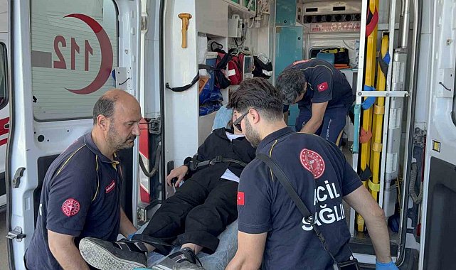 Öğrenci servisine silahlı saldırı: 1'i öğrenci 2 yaralı