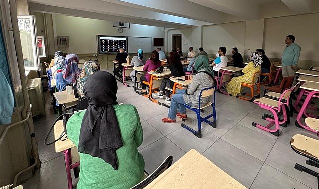 Öğretmenlere SAHA Sağlık Elçileri Akademi Eğitimi